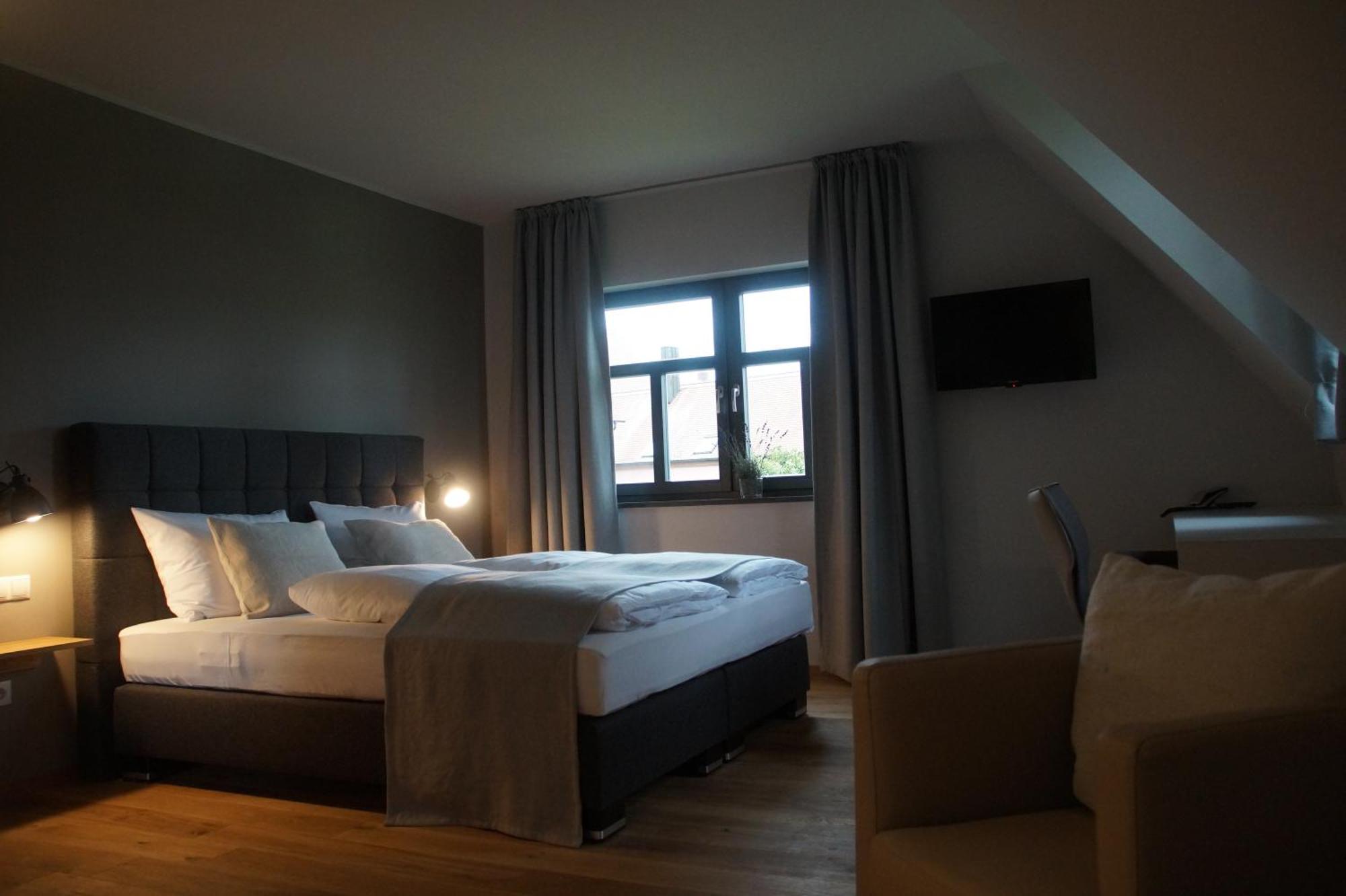 Hotel Dorfmuehle Lehrberg Chambre photo