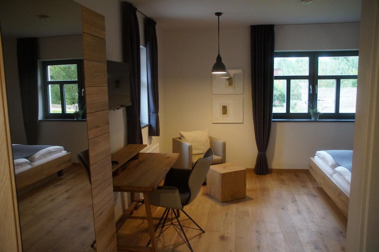 Hotel Dorfmuehle Lehrberg Extérieur photo